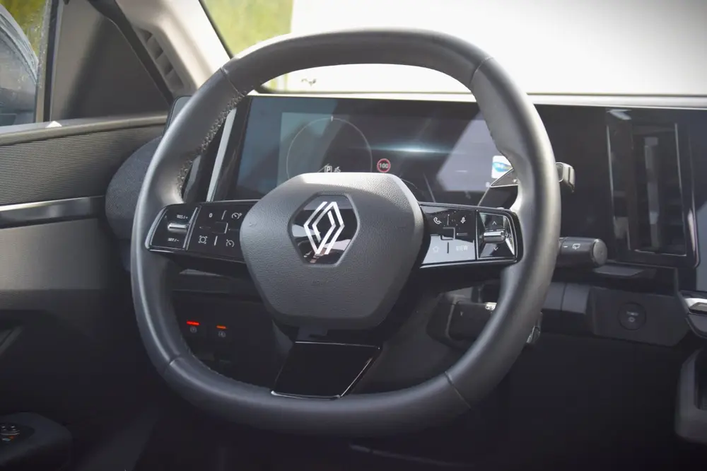 Renault Megane EV40 Boost Charge Equilibre CLIMATE CO uit 2023, foto 11