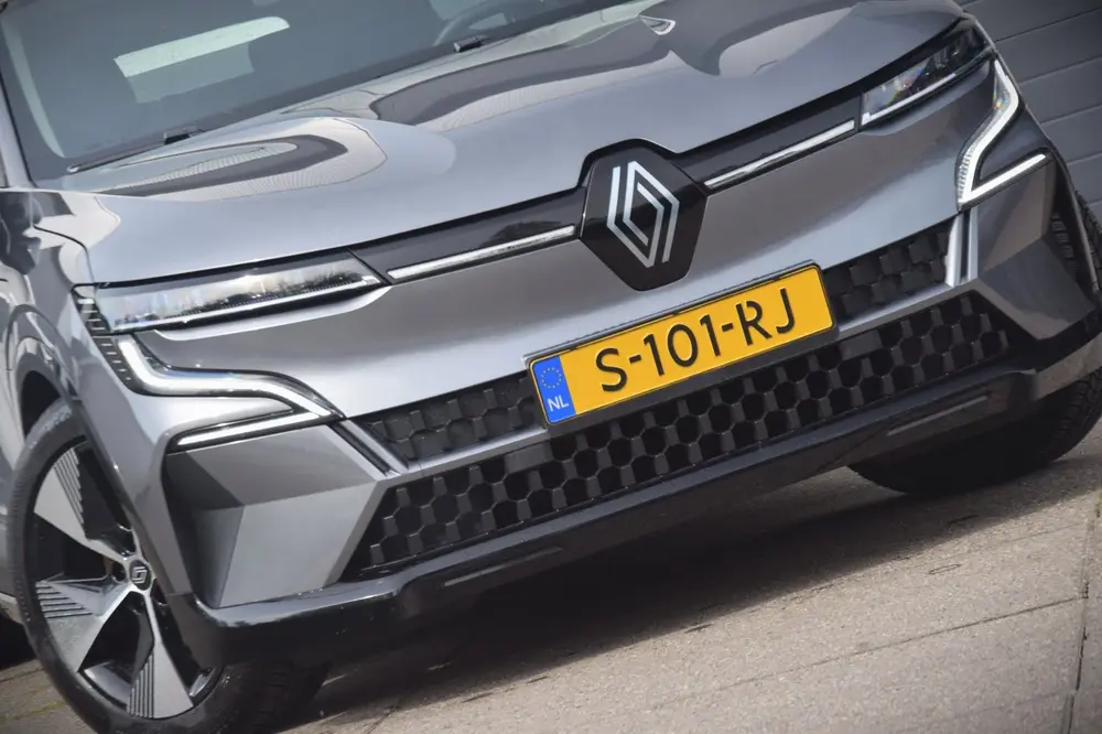 Renault Megane EV40 Boost Charge Equilibre CLIMATE CO uit 2023, foto 3