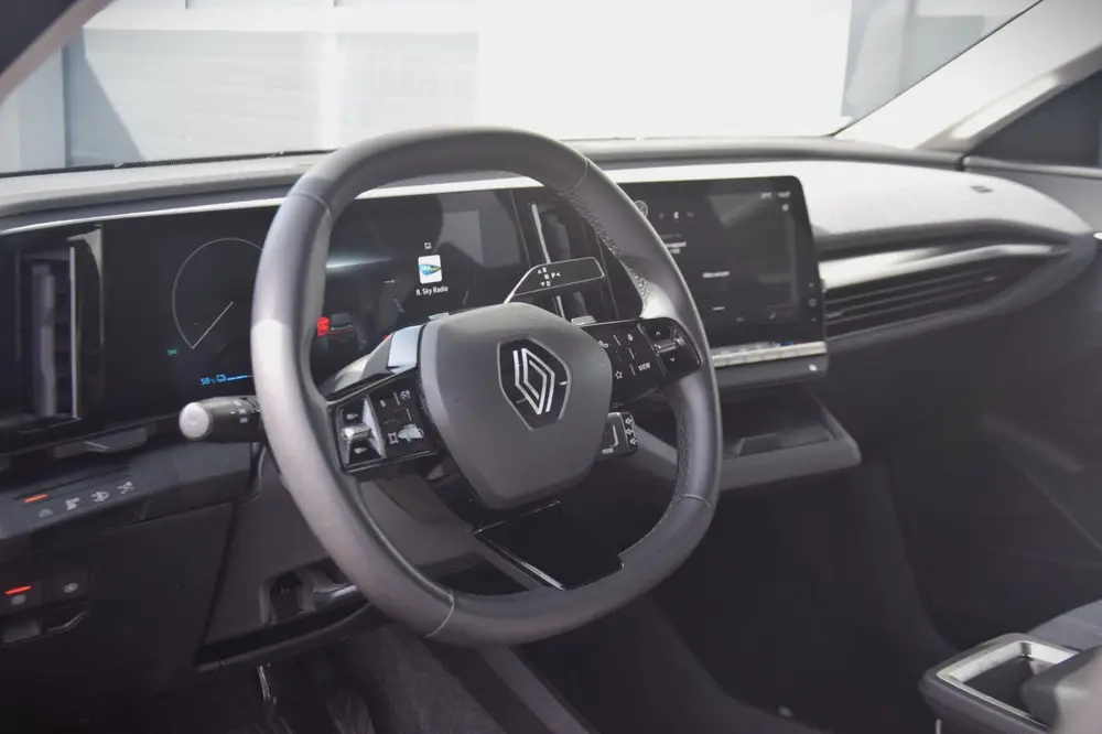 Renault Megane EV40 Boost Charge Equilibre CLIMATE CO uit 2023, foto 6