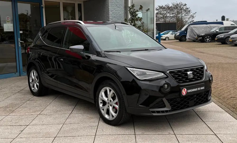 SEAT Arona FR uit 2024, foto 3