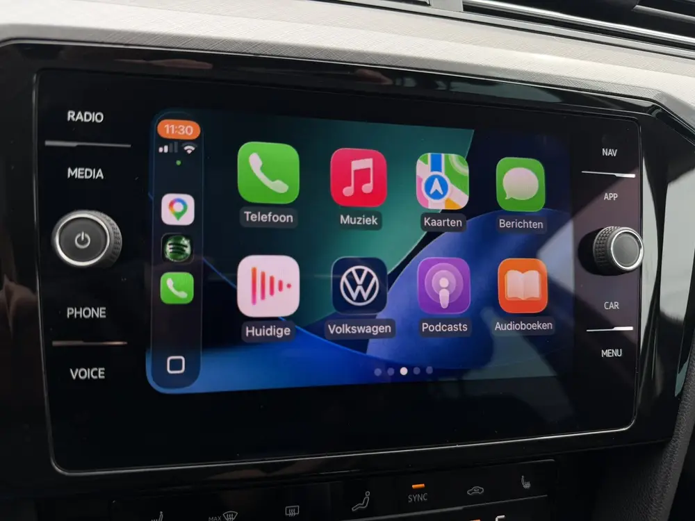 Volkswagen Passat Variant 1.4 TSI PHEV GTE Business | Pano | uit 2022, foto 11