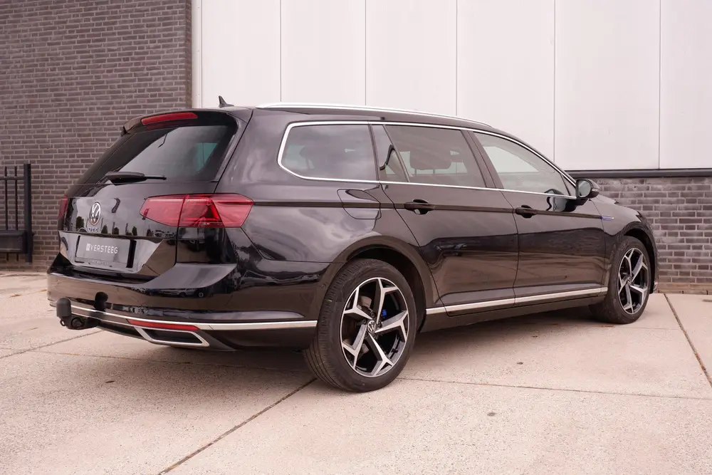 Volkswagen Passat Variant 1.4 TSI PHEV GTE Business | Pano | uit 2022, foto 2