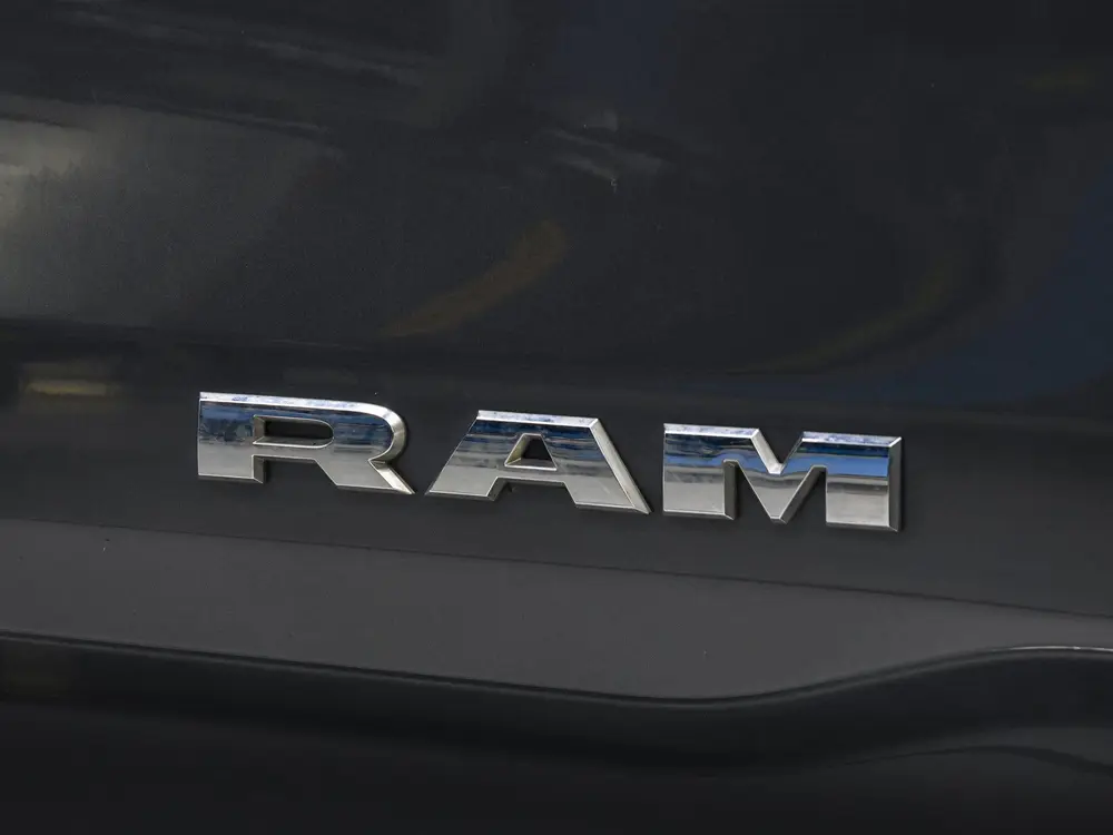 Dodge Ram 1500 5.7L V8 Laramie | Custom wielenset | Luchtver uit 2019, foto 10
