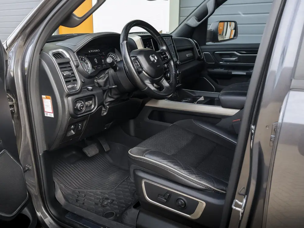 Dodge Ram 1500 5.7L V8 Laramie | Custom wielenset | Luchtver uit 2019, foto 13