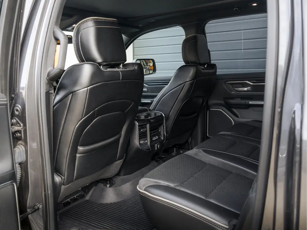 Dodge Ram 1500 5.7L V8 Laramie | Custom wielenset | Luchtver uit 2019, foto 15