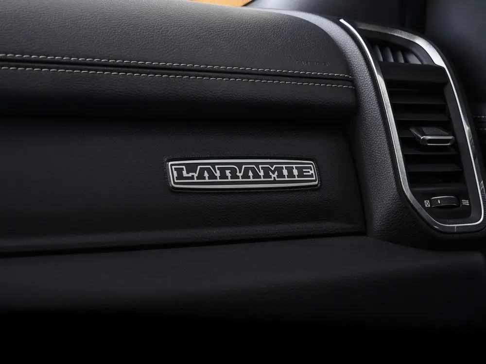 Dodge Ram 1500 5.7L V8 Laramie | Custom wielenset | Luchtver uit 2019, foto 19