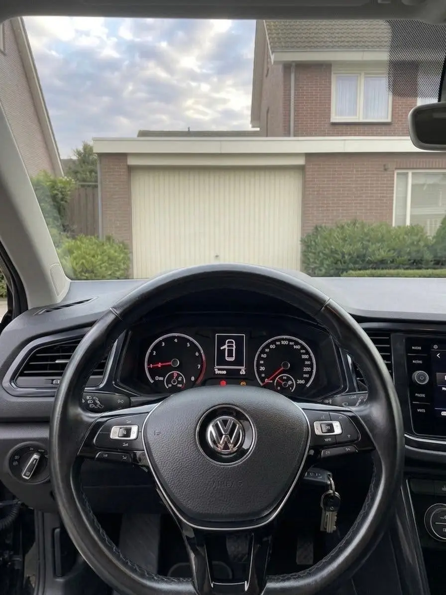 Volkswagen T-Roc 1.0 TSI 115pk 2019 Zwart uit 2019, foto 18