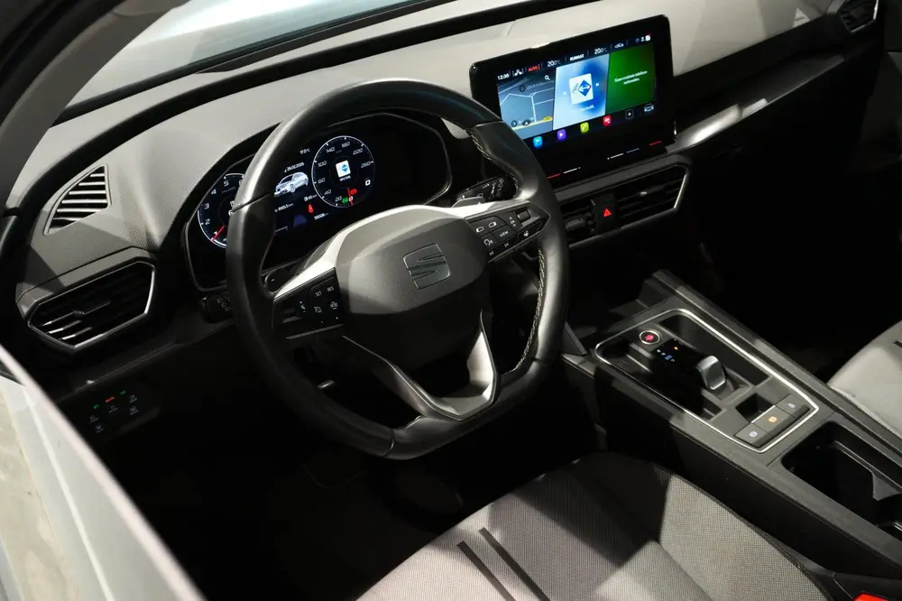 SEAT Leon 1.0 eTSI Style Business Intense uit 2023, foto 10