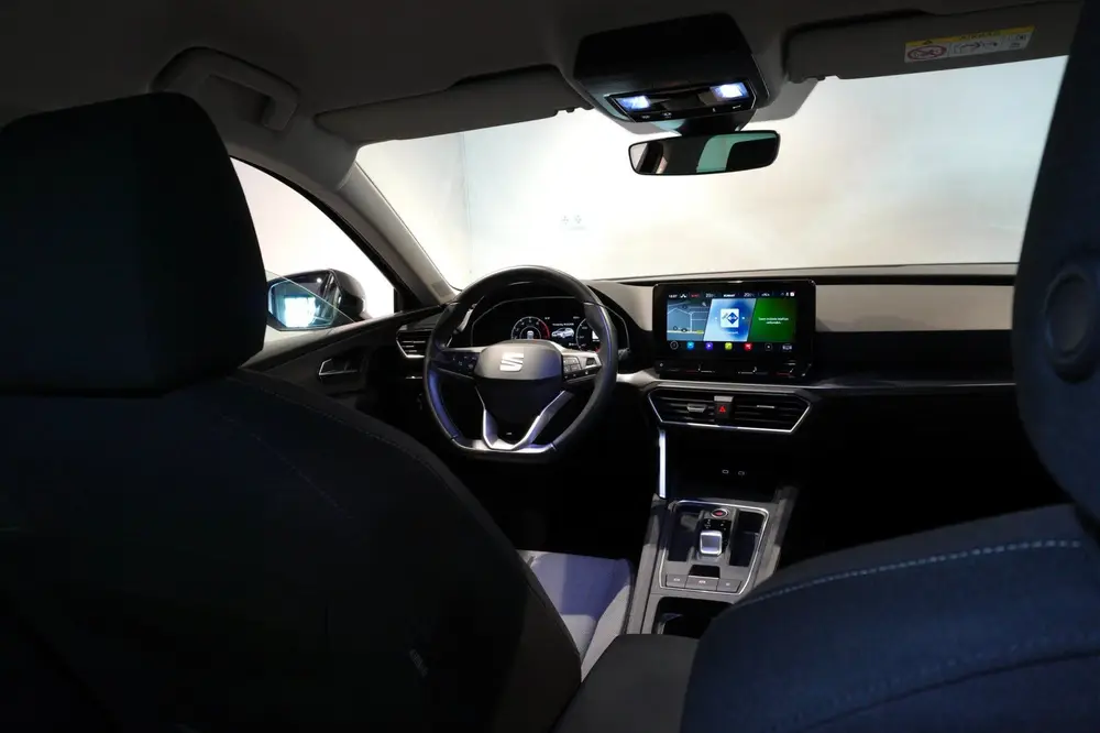 SEAT Leon 1.0 eTSI Style Business Intense uit 2023, foto 5