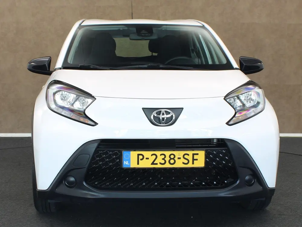 Toyota Aygo X 1.0 VVT-i S-CVT Play uit 2022, foto 9