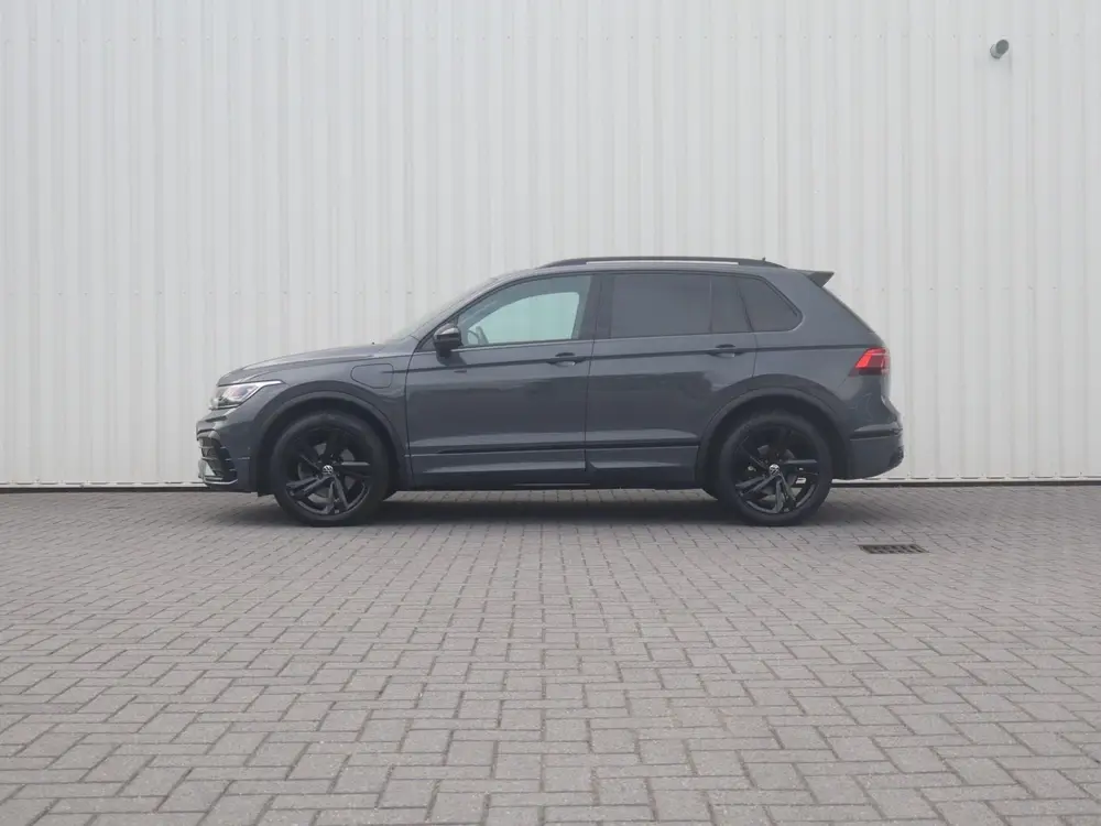 Volkswagen Tiguan 1.4 TSI eHybrid 245pk DSG R-Line Business+ uit 2022, foto 11