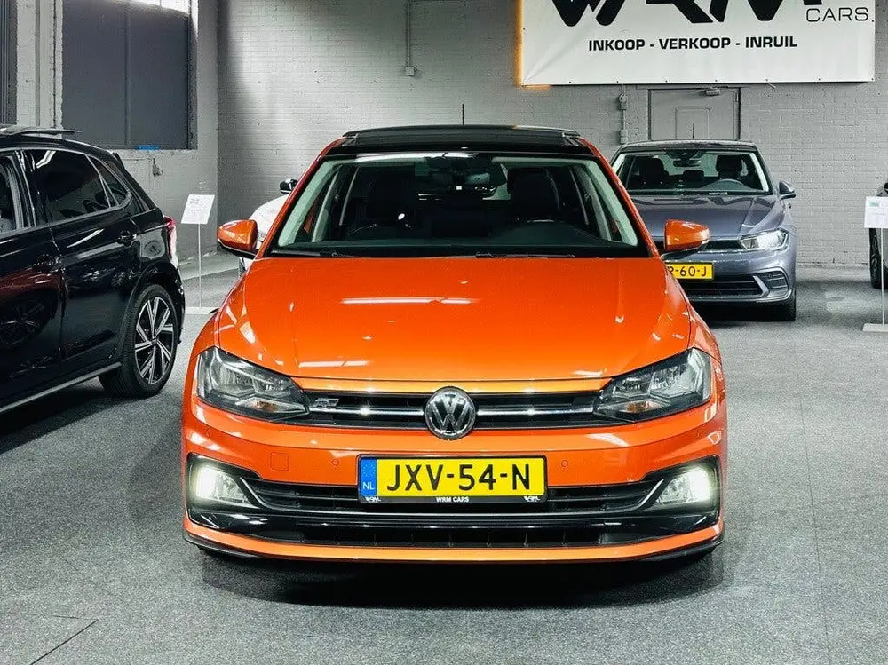 Volkswagen POLO 1.0 TSI / R LINE /AUTOMAAT / PANO / DIGITALE uit 2019, foto 2