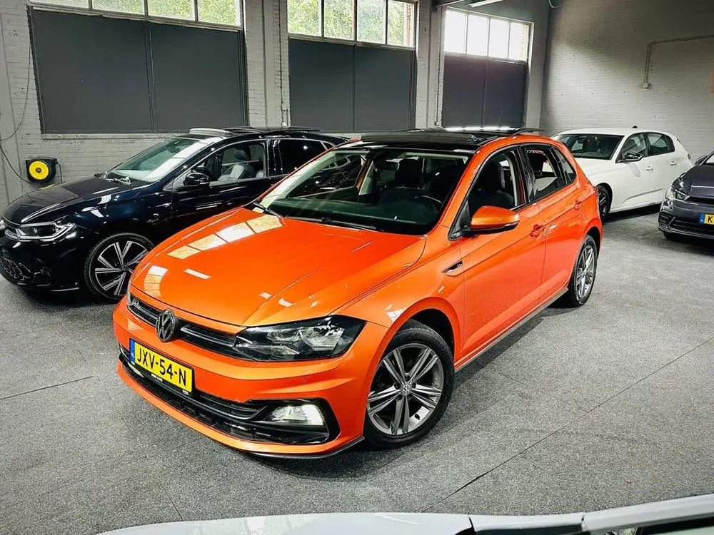 Volkswagen POLO 1.0 TSI / R LINE /AUTOMAAT / PANO / DIGITALE uit 2019, foto 3