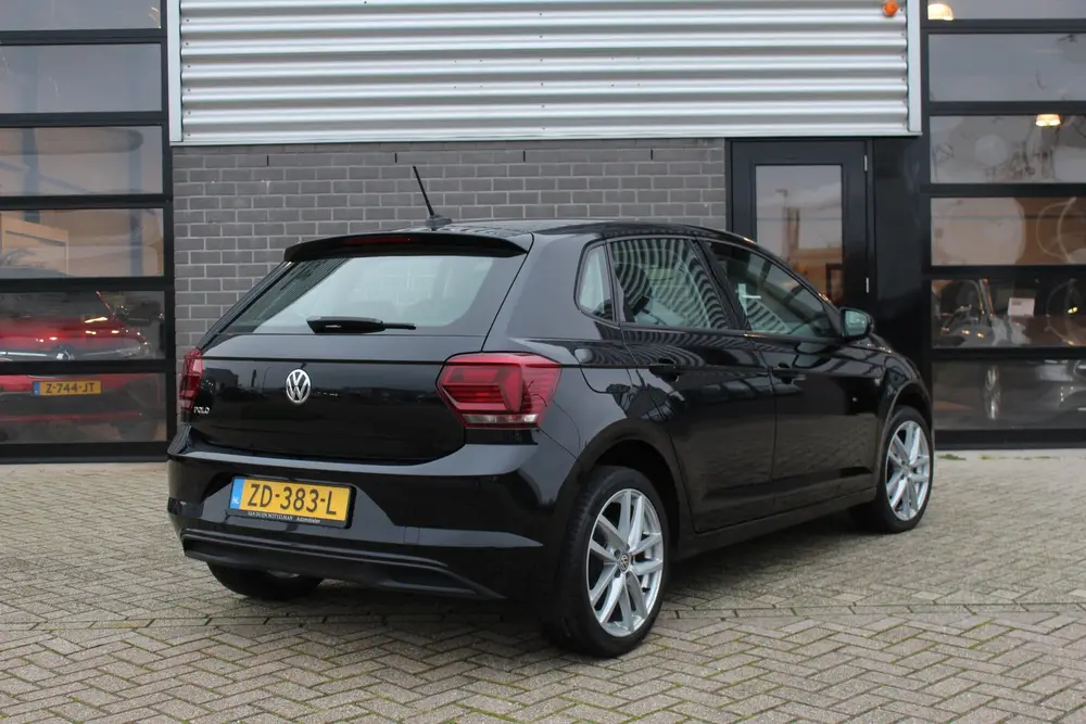 Volkswagen Polo 1.0 TSI Comfortline / Carplay / Navigatie / uit 2019, foto 3