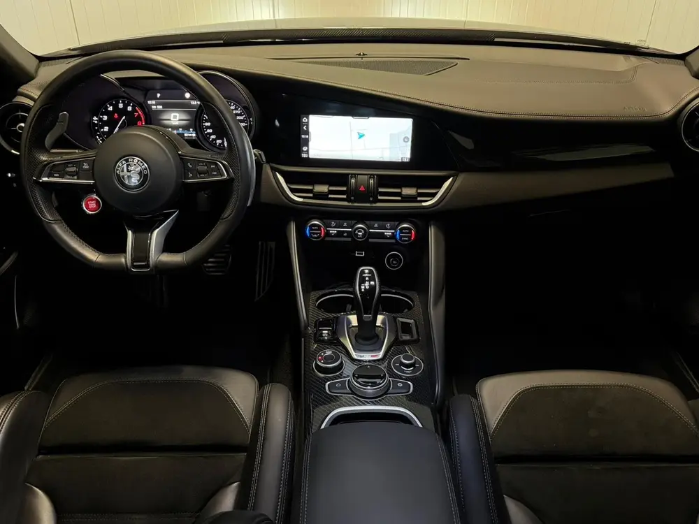 Alfa Romeo Giulia 2.9 V6 Quadrifoglio Facelift MY2021 Dealer uit 2020, foto 10