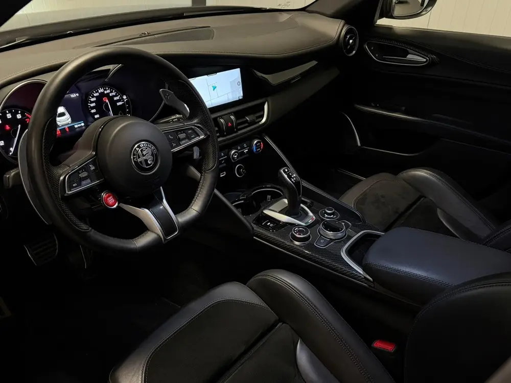 Alfa Romeo Giulia 2.9 V6 Quadrifoglio Facelift MY2021 Dealer uit 2020, foto 9