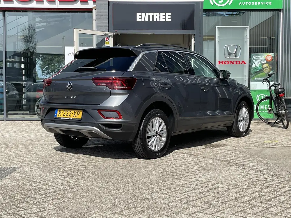 VOLKSWAGEN T-Roc 1.0 TSI Life 75 Edition | Navi | Carplay & uit 2022, foto 2