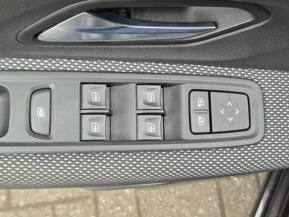 Dacia Sandero 1.0 TCe 90 Comfort All Season uit 2021, foto 18