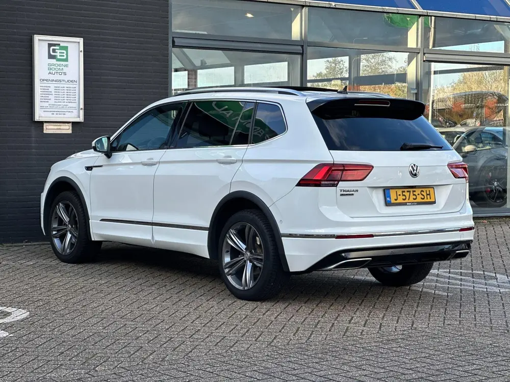 Volkswagen Tiguan Allspace 1.5 TSI Highline Business R/1STE uit 2020, foto 3