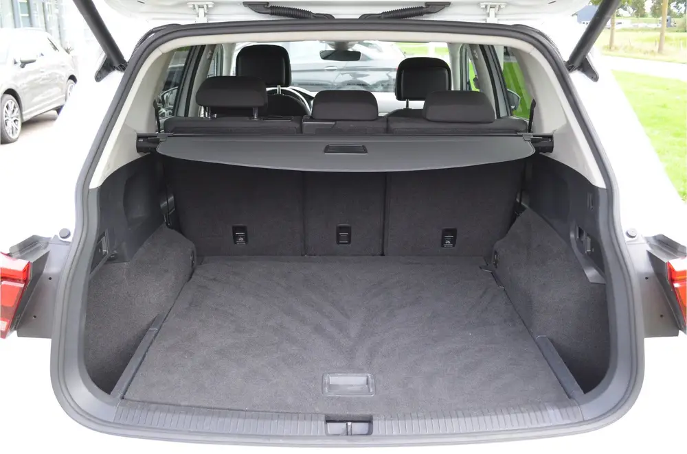 Volkswagen Tiguan Allspace 1.5 TSI Comfortline Business Trek uit 2019, foto 12