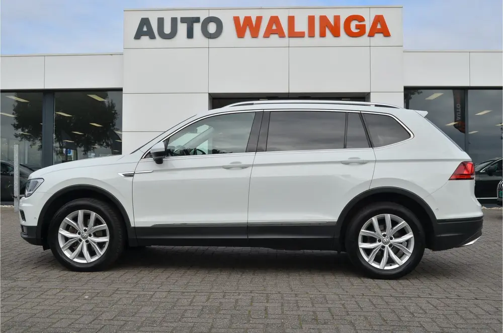 Volkswagen Tiguan Allspace 1.5 TSI Comfortline Business Trek uit 2019, foto 2