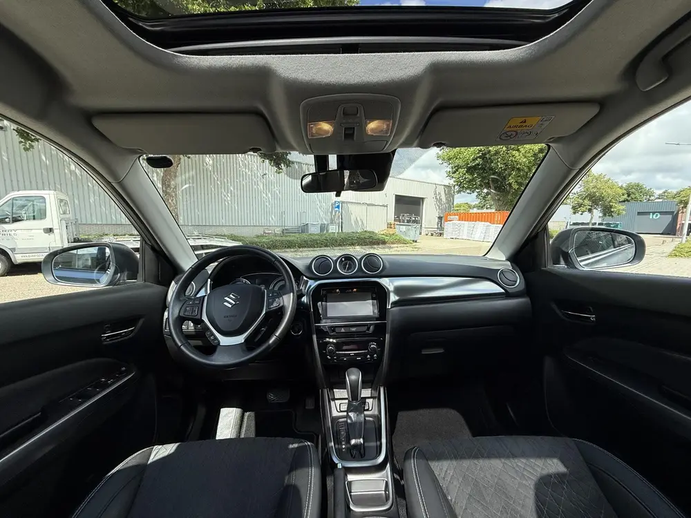 Suzuki Vitara 1.0 Boosterjet Stijl uit 2019, foto 14