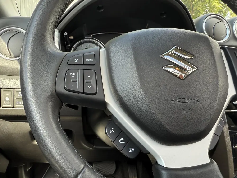 Suzuki Vitara 1.0 Boosterjet Stijl uit 2019, foto 17