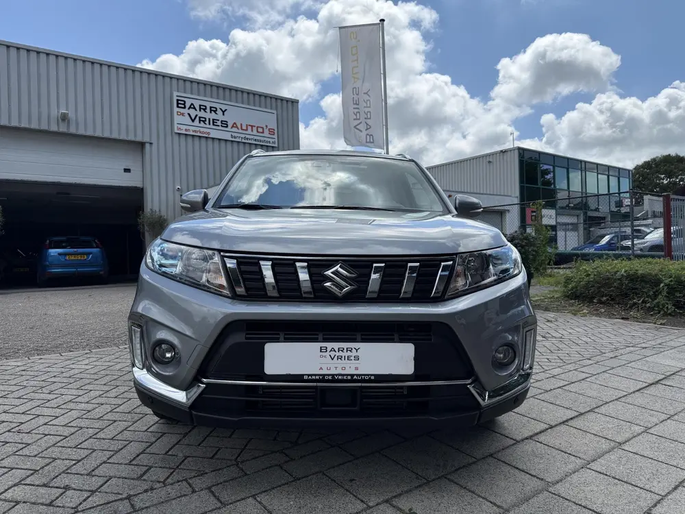 Suzuki Vitara 1.0 Boosterjet Stijl uit 2019, foto 2