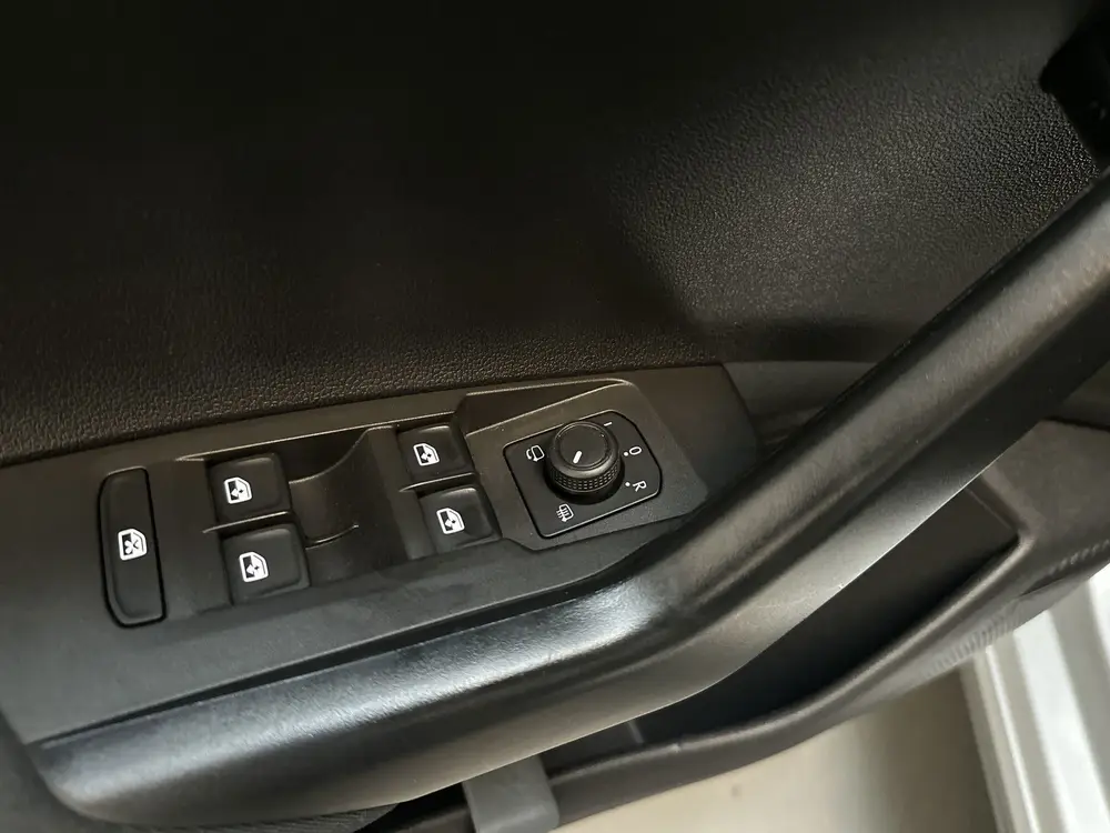 Volkswagen Polo 1.0 TSI Life Climate Control App-Connect DAB uit 2022, foto 18