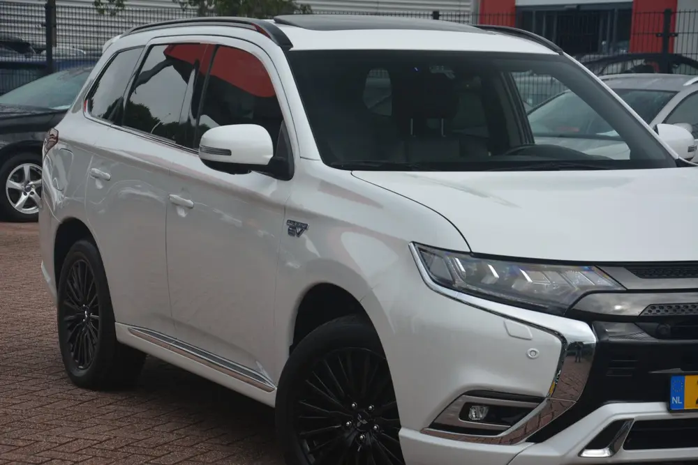 Mitsubishi Outlander 2.4 PHEV S-Edition Nederlandse auto 710 uit 2019, foto 14