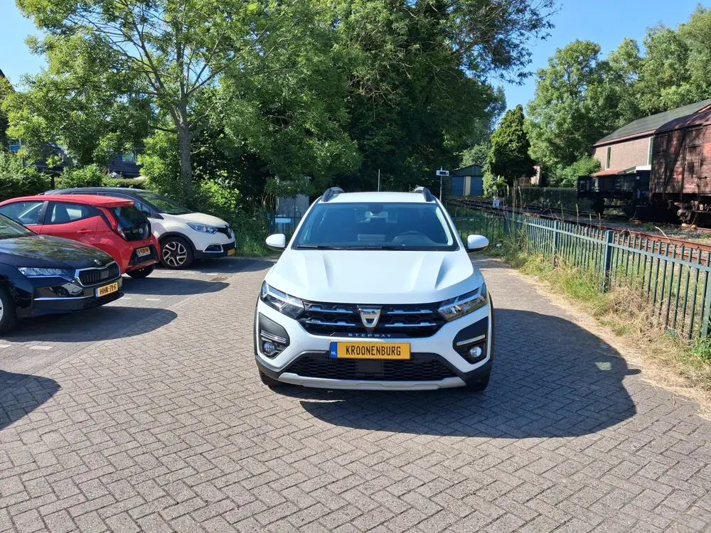 Dacia Sandero 1.0 TCe 90 Extreme AUTOMAAT 6123km als uit 2022, foto 2