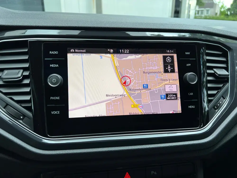 Volkswagen T-Roc 2.0 TSI 4-Motion 3x R-Line DSG Virtual/Pano uit 2019, foto 16