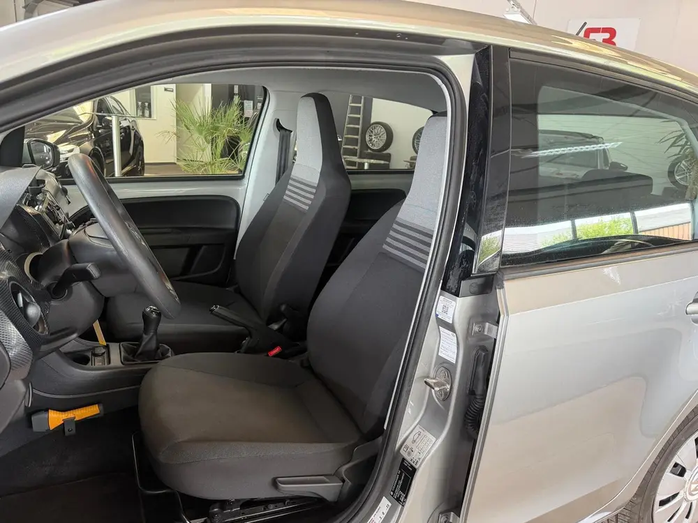 Volkswagen Up! 1.0 BMT move up! uit 2019, foto 14