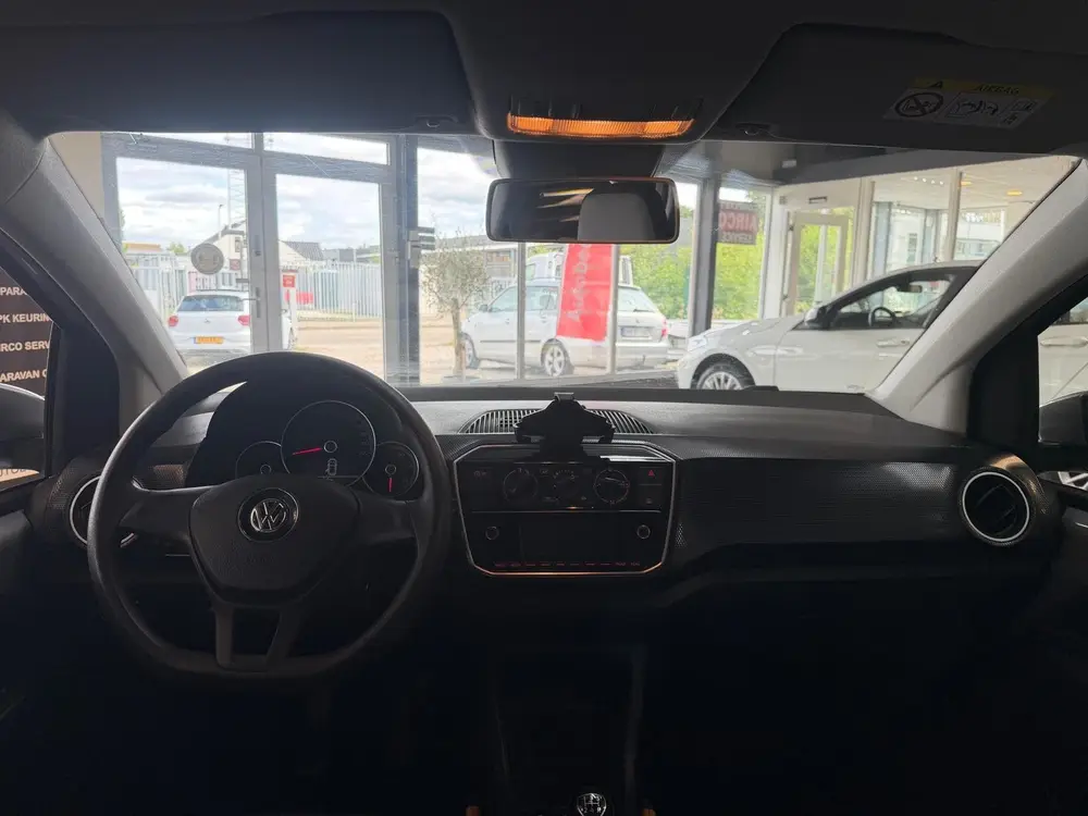 Volkswagen Up! 1.0 BMT move up! uit 2019, foto 15
