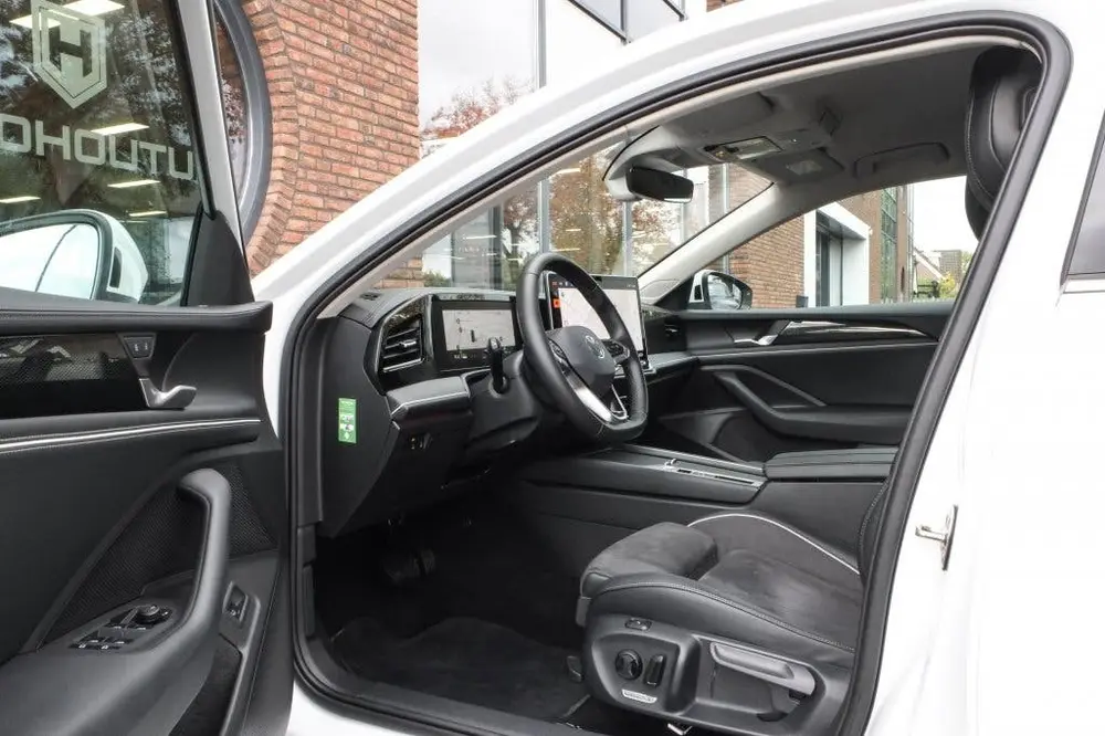 Volkswagen Passat Variant 1.5 TSI eHybrid 150 kW Business | uit 2025, foto 5