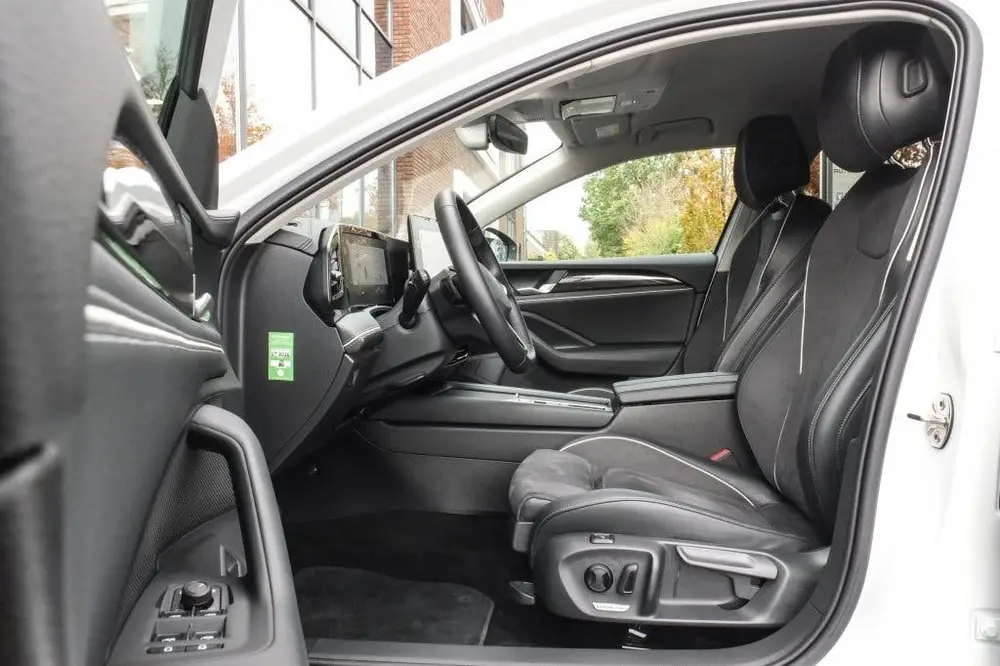 Volkswagen Passat Variant 1.5 TSI eHybrid 150 kW Business | uit 2025, foto 6