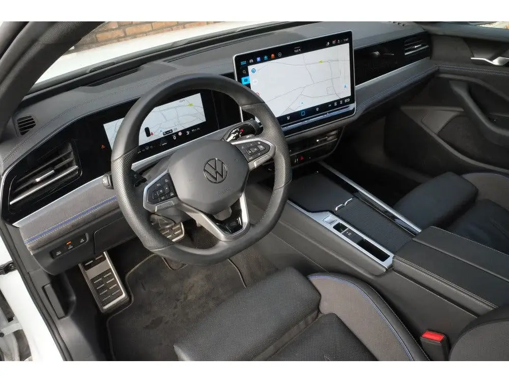 Volkswagen Passat Variant 1.5 eHybrid PHEV 272pk R-Line Edit uit 2024, foto 4