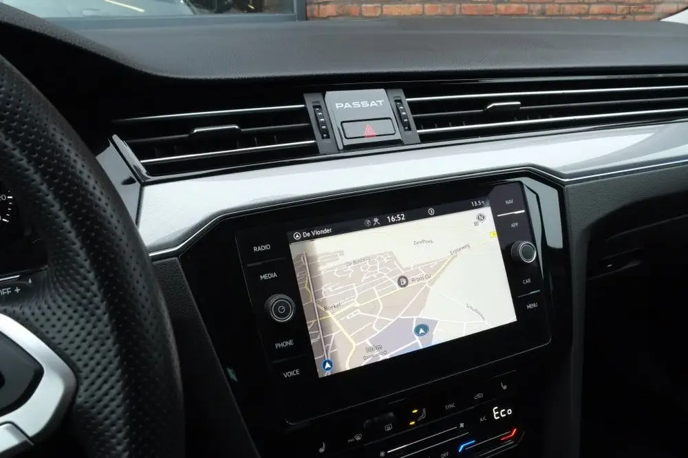 Volkswagen Passat Variant GTE, SOH 96% (bj 2023, automaat) uit 2023, foto 11