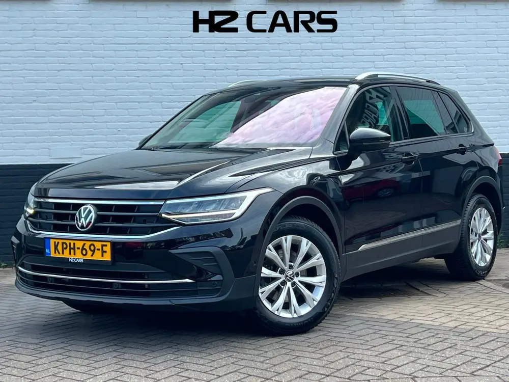 Volkswagen Tiguan 1.5 TSI Life Camera|Keyless|Massage|ACC|Cl uit 2020