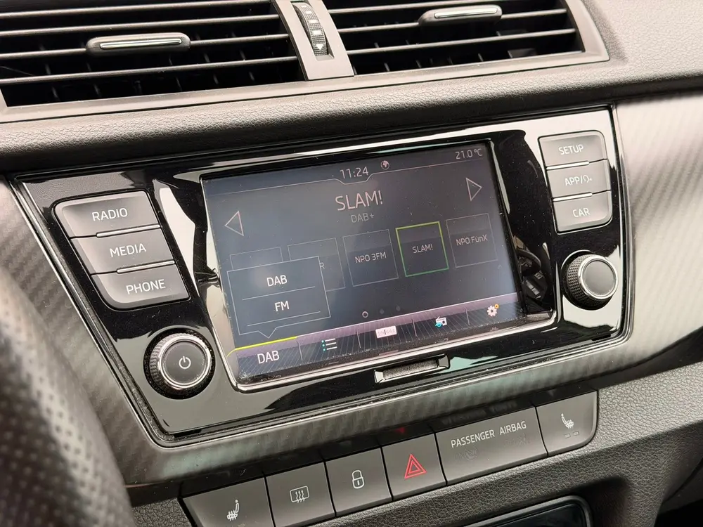 Skoda Fabia 1.0 TSI Monte Carlo Pano LED CarPlay 17' S uit 2019, foto 19