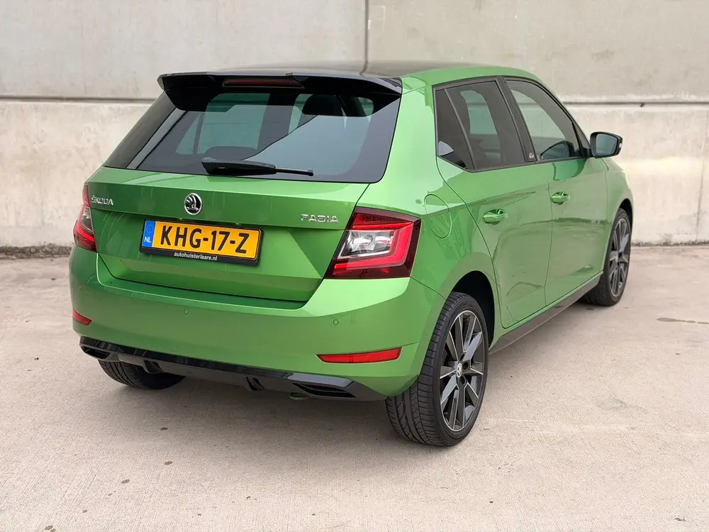 Skoda Fabia 1.0 TSI Monte Carlo Pano LED CarPlay 17' S uit 2019, foto 6