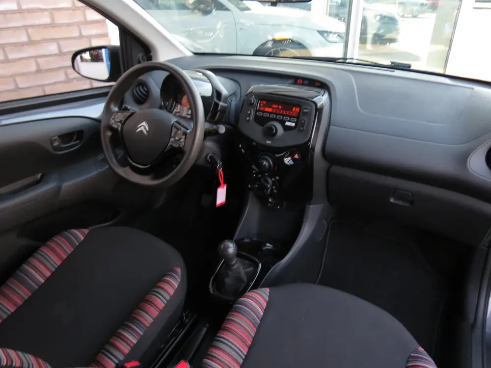 Citroën C1 Citroen C1 1.0 VTi Feel 5 Drs. Airco uit 2022, foto 4