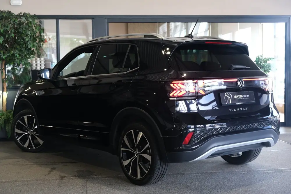 Volkswagen T-Cross 1.0 TSI 2x R-Line DSG Facelift IQ Led Vir uit 2024, foto 8
