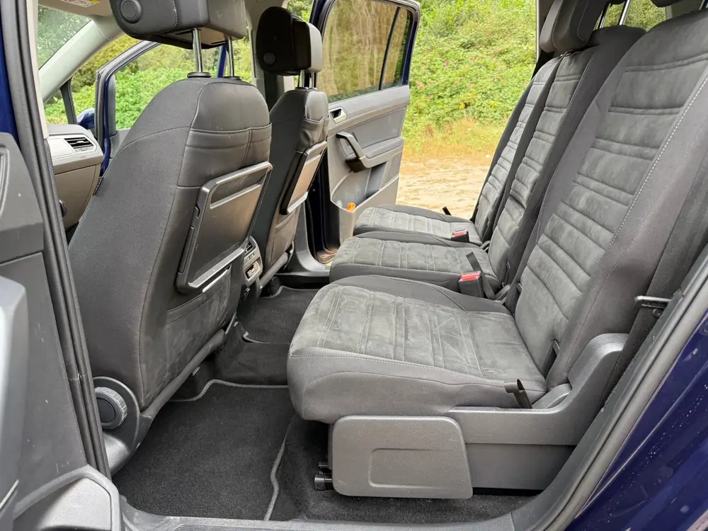 Volkswagen Touran TSI Highline 115pk 2019 uit 2019, foto 12