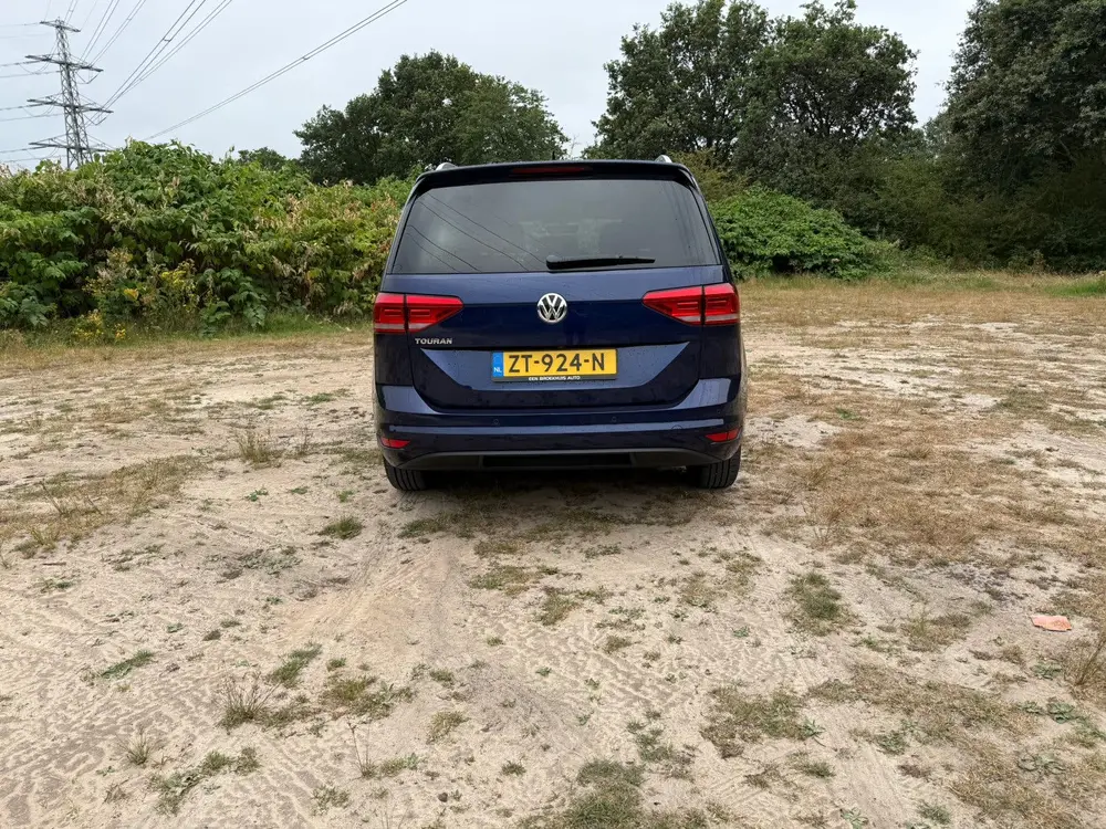 Volkswagen Touran TSI Highline 115pk 2019 uit 2019, foto 6