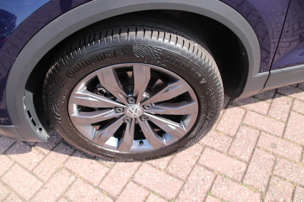 Volkswagen T-Roc 1.0 TSI 115pk Style NL-1eigenaar/ACC/Carpla uit 2019, foto 2
