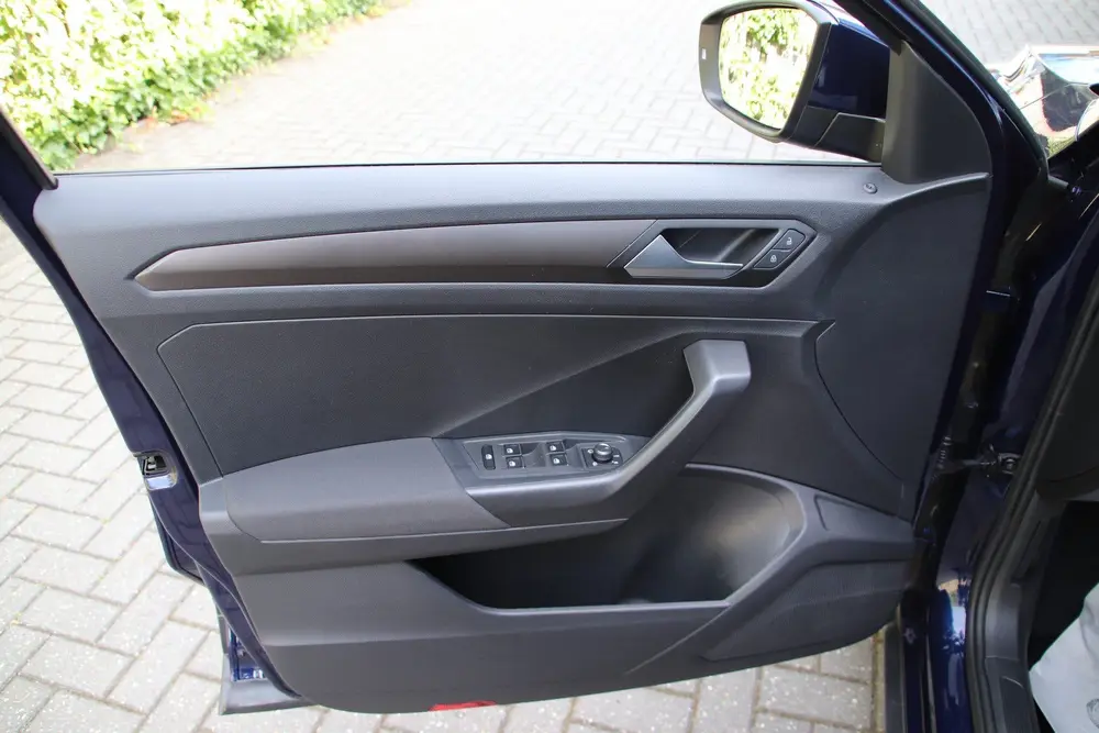 Volkswagen T-Roc 1.0 TSI 115pk Style NL-1eigenaar/ACC/Carpla uit 2019, foto 9