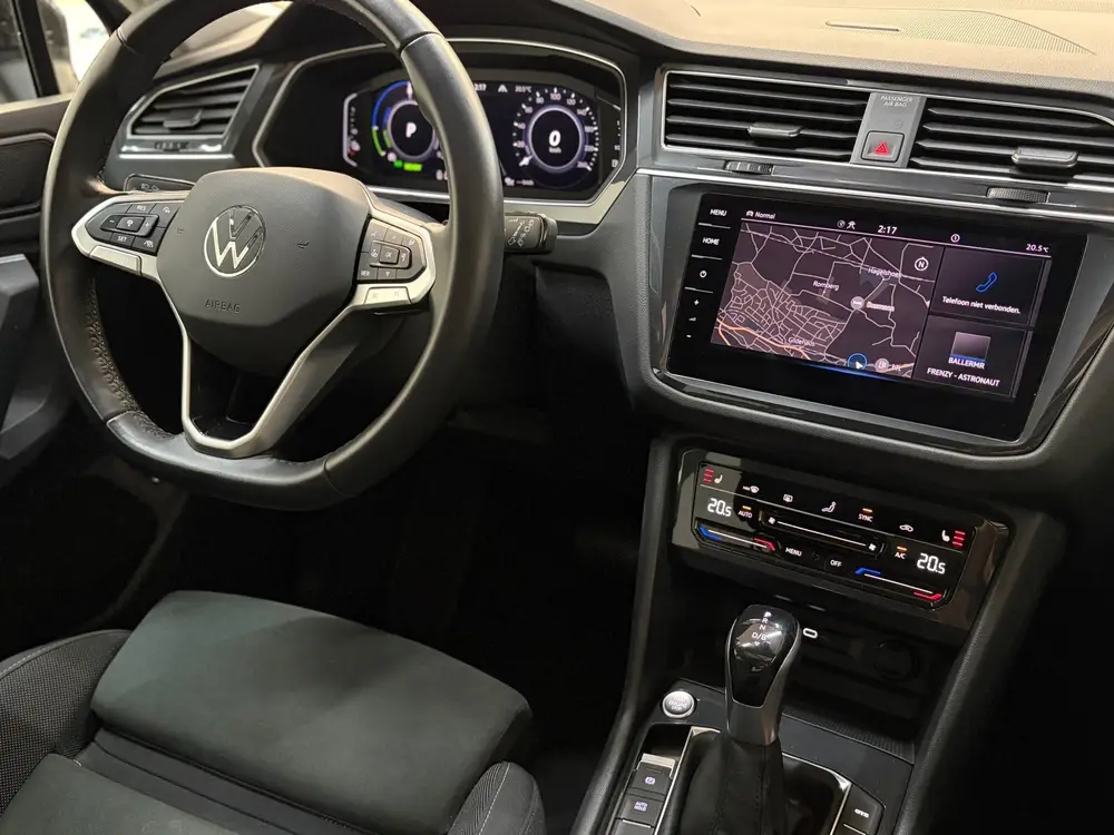 Volkswagen Tiguan 1.4 TSI eHybrid Elegance Panoramadak HUD A uit 2022, foto 14