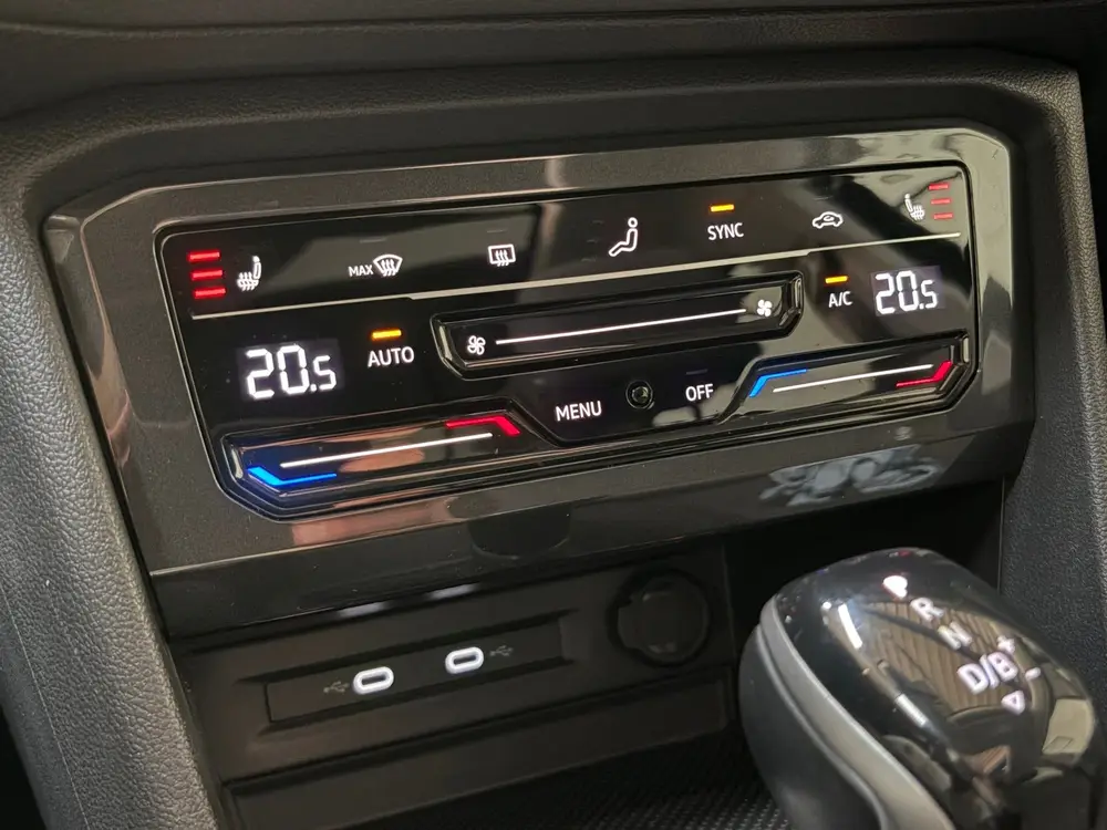 Volkswagen Tiguan 1.4 TSI eHybrid Elegance Panoramadak HUD A uit 2022, foto 18