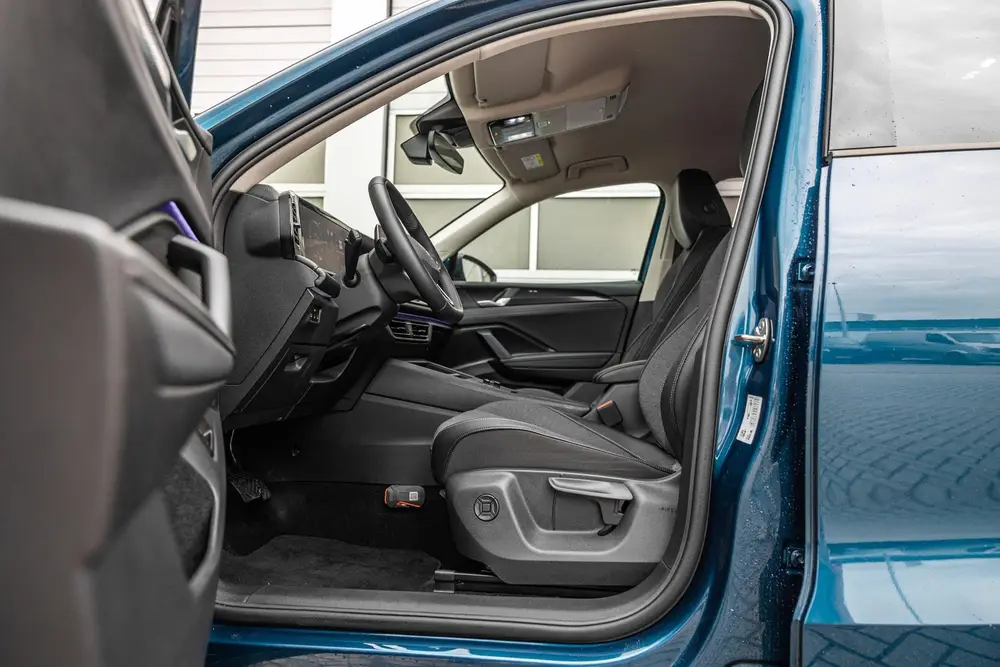 Volkswagen Tiguan 1.5 eHybrid 204pk DSG Life Edition | Trekh uit 2025, foto 19